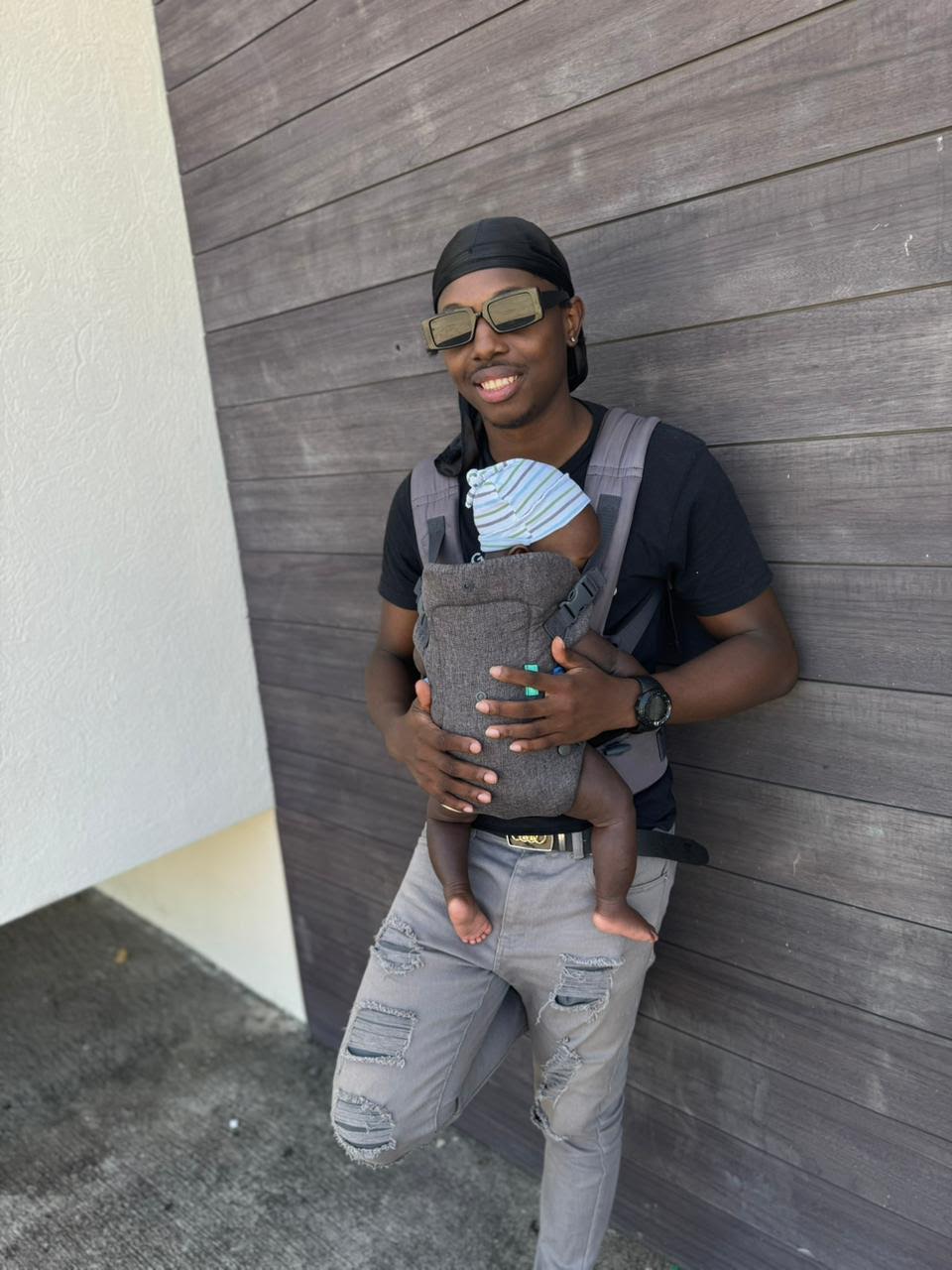 Singadon gives advice to his biological song with tearjerking ‘Don’t Cry’